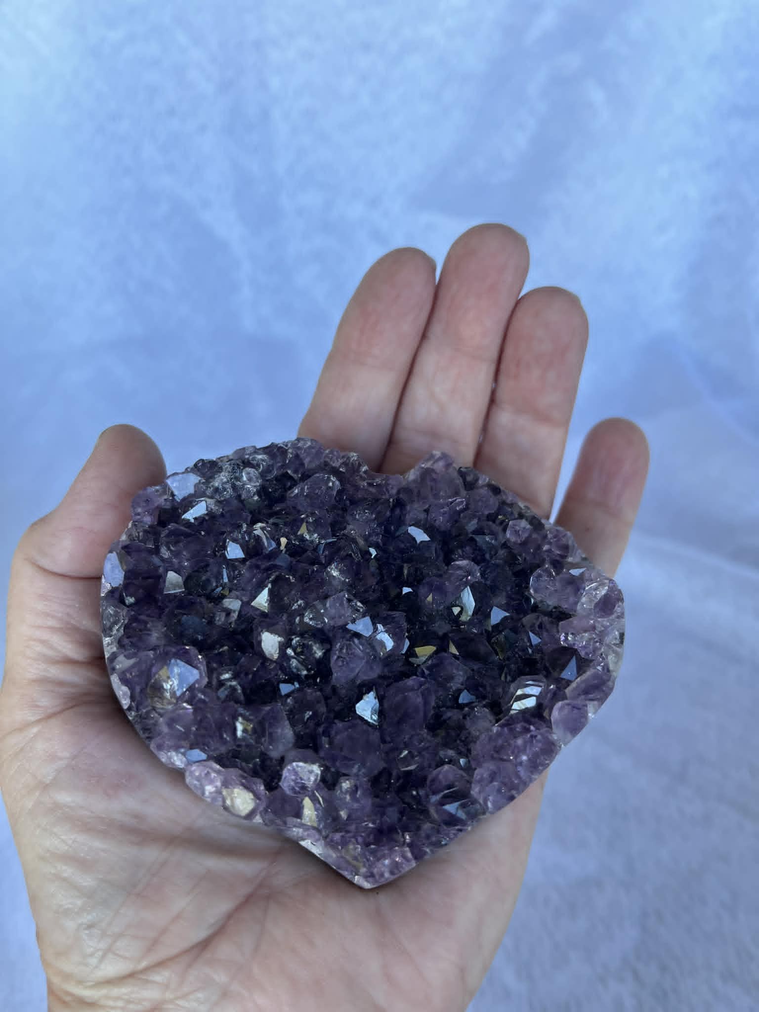 1bf1c9ab-1ba3-4c99-9b39-8ad5b2f65088 Amethyst Heart Cluster Small- 254grams - Image 2
