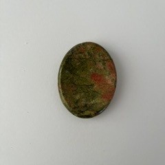 unakite worry stone – natural balance & healing crystal